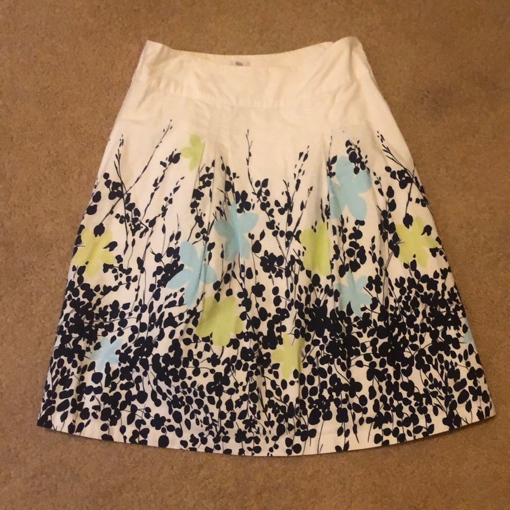 Flowered skirt